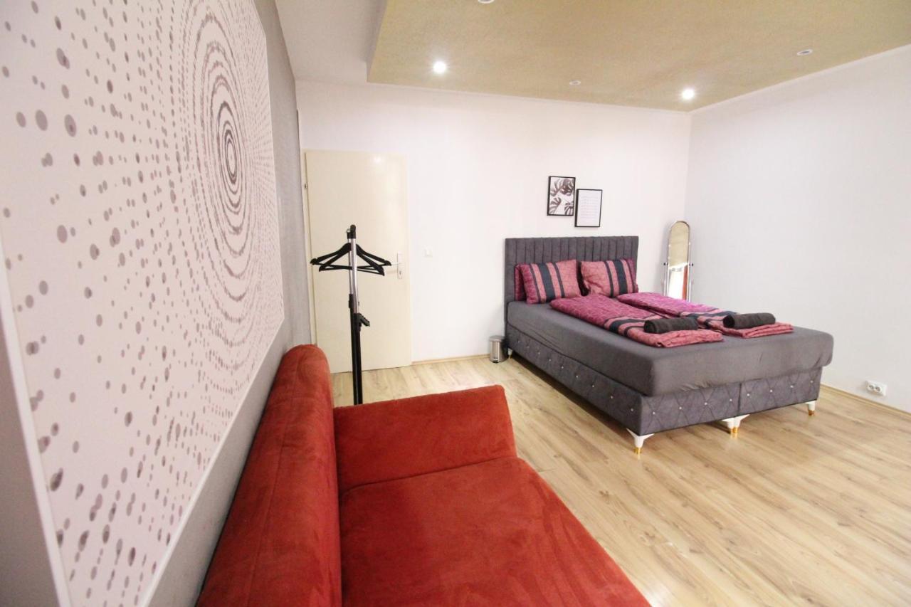 Private Triple Bedroom Rf1 เวียนนา ภายนอก รูปภาพ
